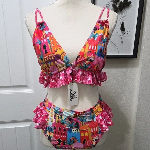 Colorful Ruffle Bikini Set - Picture 2 of 6